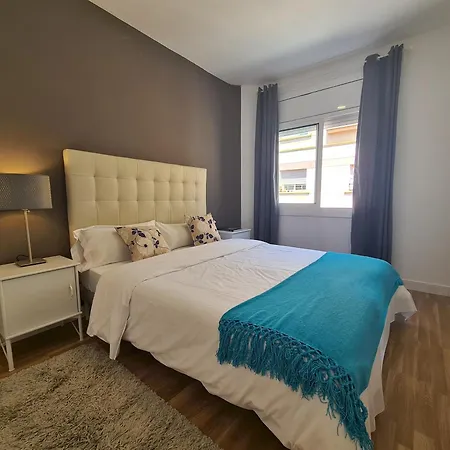 Walk To Camp Nou - Wi-fi Ac 3 Bed By Myrentalhost Lägenhet *
