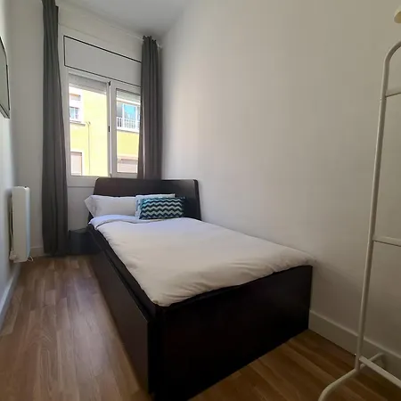 Walk To Camp Nou - Wi-fi Ac 3 Bed By Myrentalhost Lägenhet *